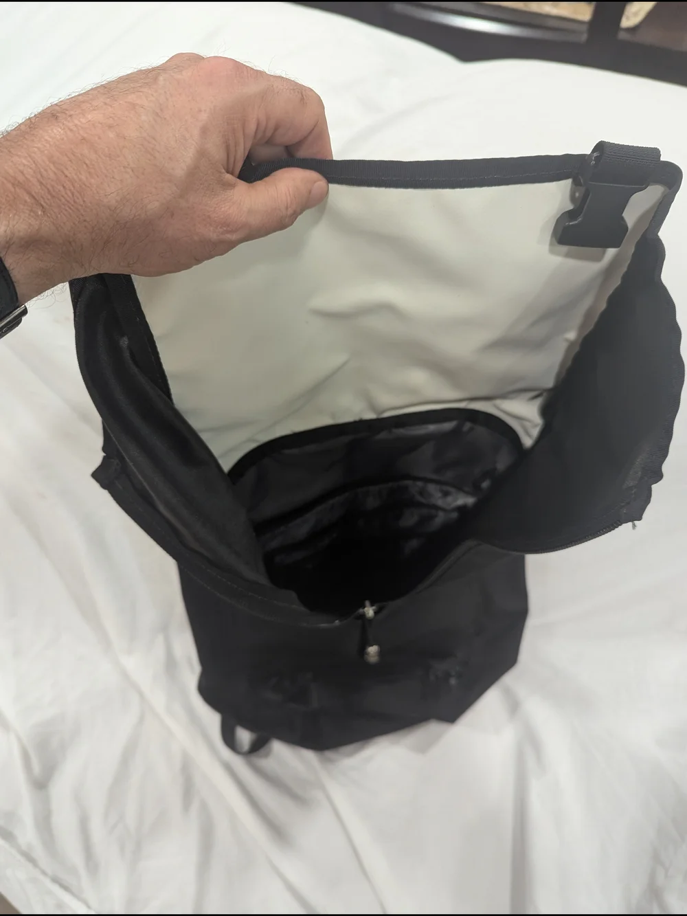 Chrome Industries Skarbek 15 Liter Backpack Black